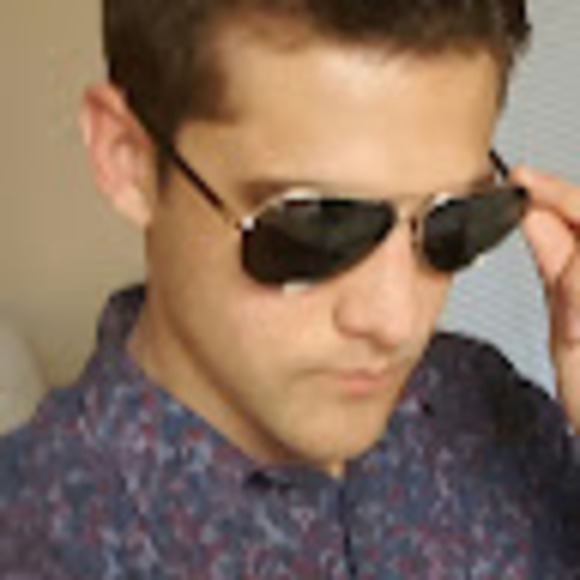 Meet your Posher, Benjamin - Picture 1 of 1